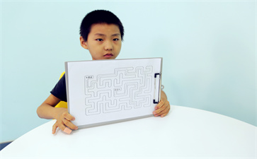 大人應該重視的問題：孩子專注力差的原因