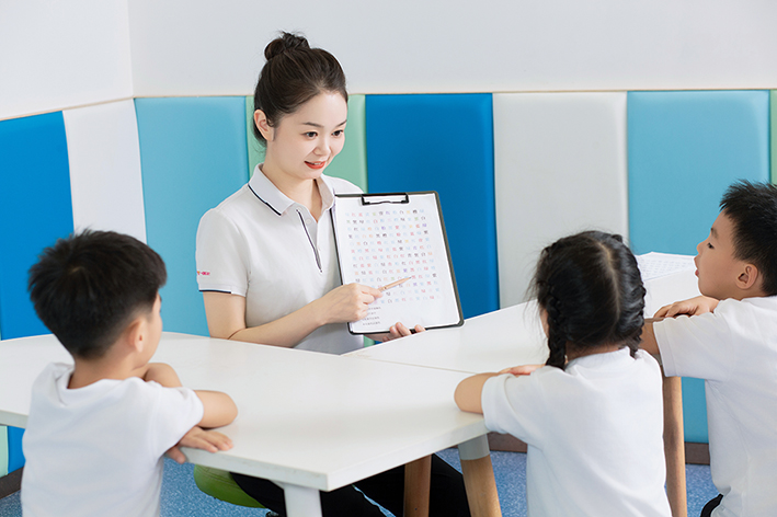 孩子注意力不集中家長該怎么解決？